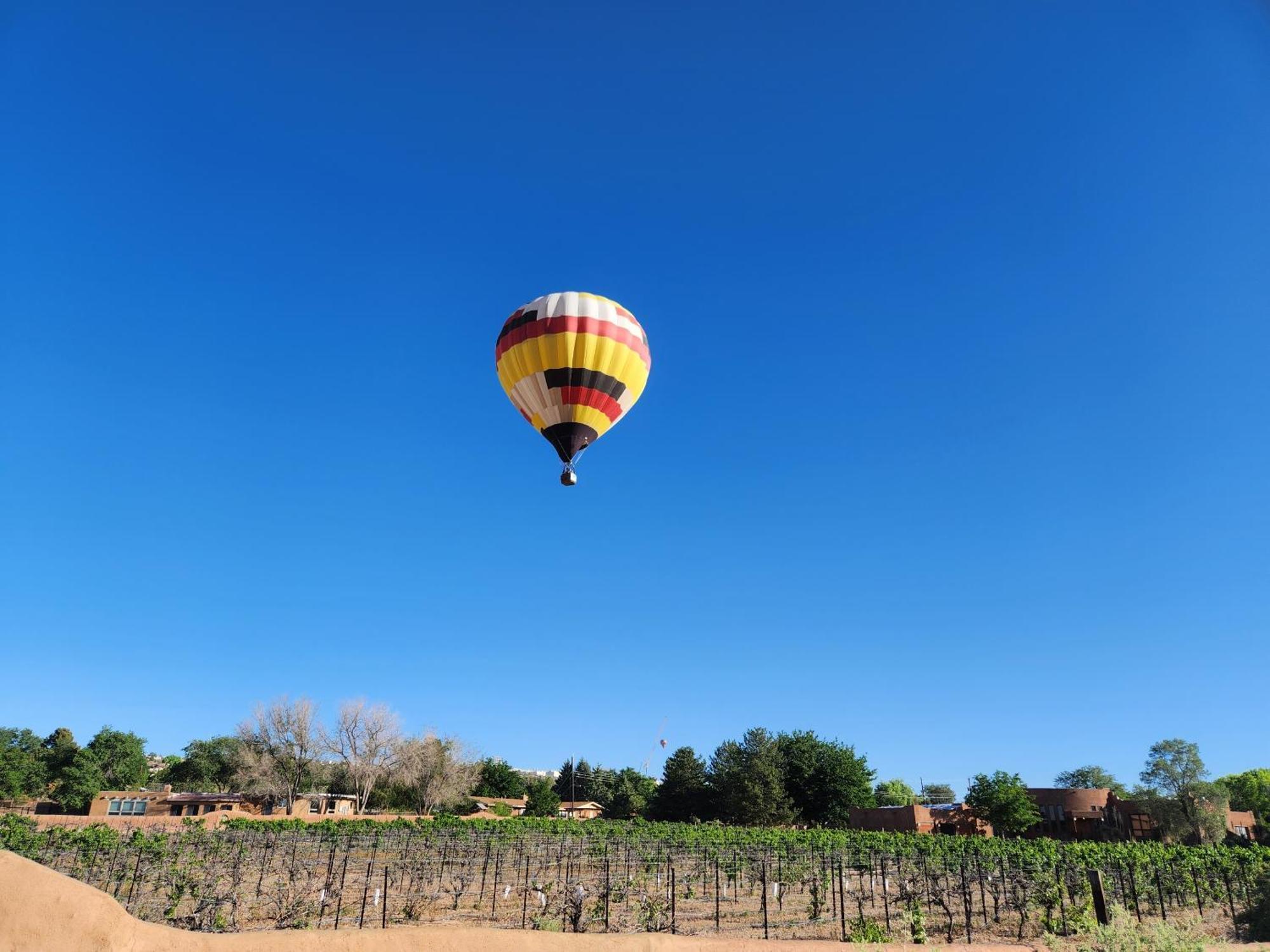 ريو رانتشو Red Mountain Manor Vineyard And Guesthouse المظهر الخارجي الصورة