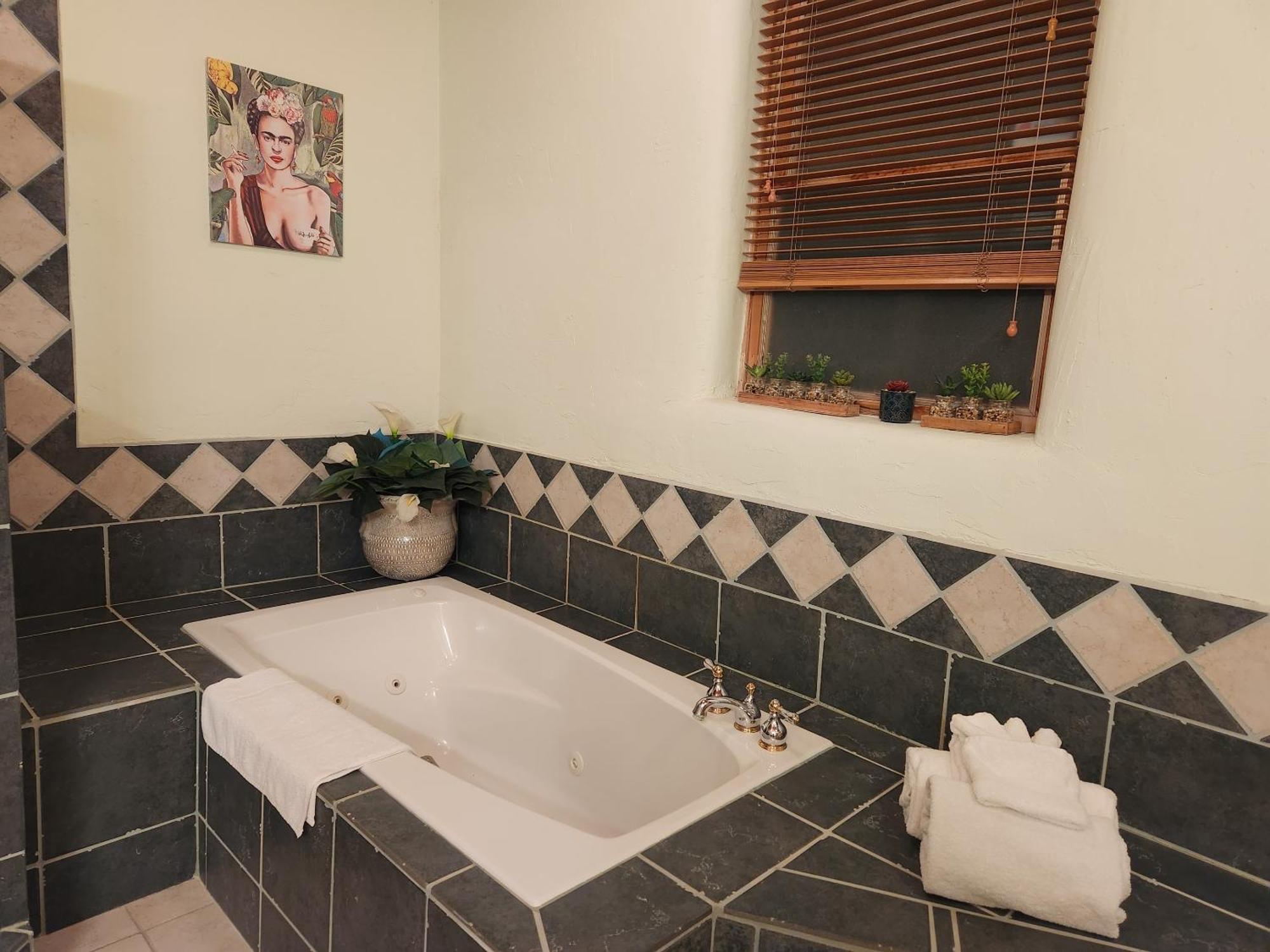 ريو رانتشو Red Mountain Manor Vineyard And Guesthouse الغرفة الصورة